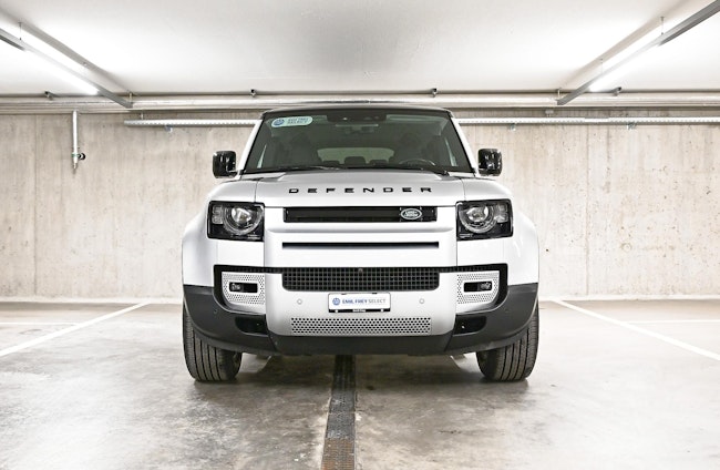 Vehicle image 16 Vehicle image 16