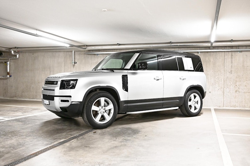 Vehicle image LAND ROVER DEFENDER