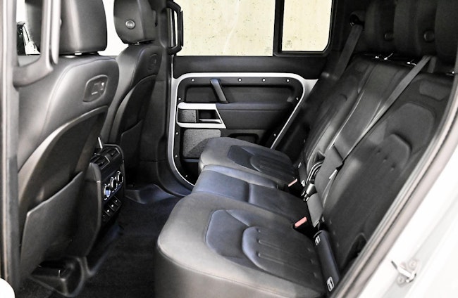 Vehicle image 8 Vehicle image 8