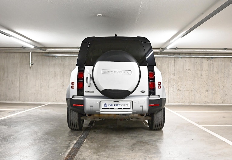 Vehicle image LAND ROVER DEFENDER