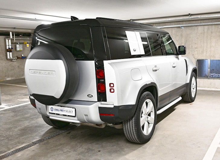 Vehicle image LAND ROVER DEFENDER