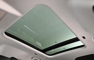 Vehicle image LAND ROVER Defender 110 3.0 I6 First Edition