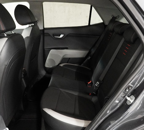 Vehicle image 7 Vehicle image 7