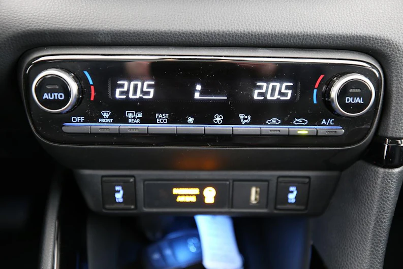 immagine del veicolo TOYOTA YARIS