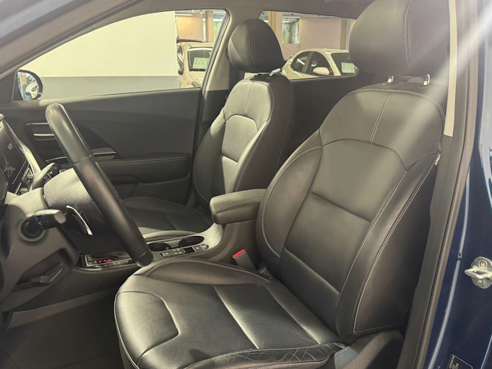 immagine del veicolo KIA NIRO