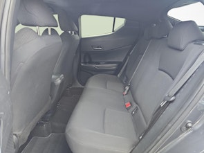 Vehicle image TOYOTA C-HR 1.8 VVTi HSD Trend