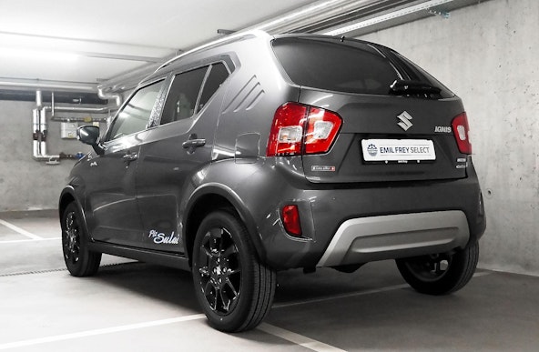 Vehicle image 11