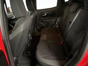 https://vehicle.imgix.net/1155090/33de3b56-1604-4aff-b0f8-3622c6d9c84d.jpg