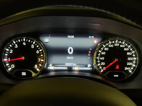 https://vehicle.imgix.net/1155090/ee1fa250-ee60-47ca-97c2-de869bced276.jpg