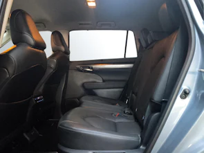 Fahrzeugbild TOYOTA Highlander 2.5 HSD Premium