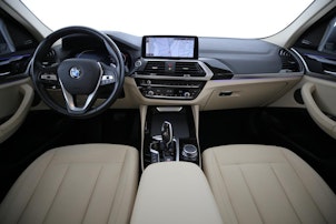 Vehicle image BMW X4 30i xDrive