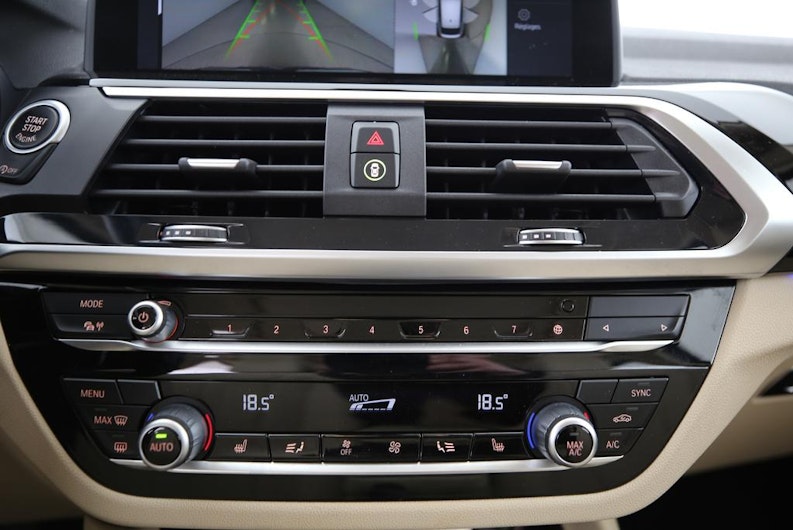 Vehicle image BMW X4