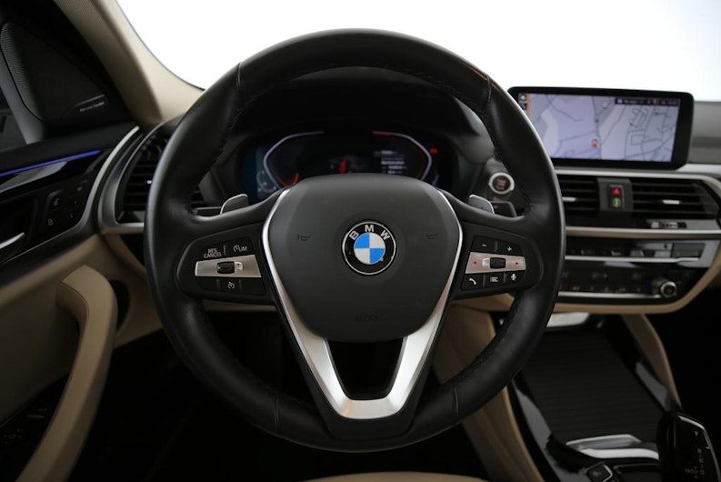 Vehicle image BMW X4