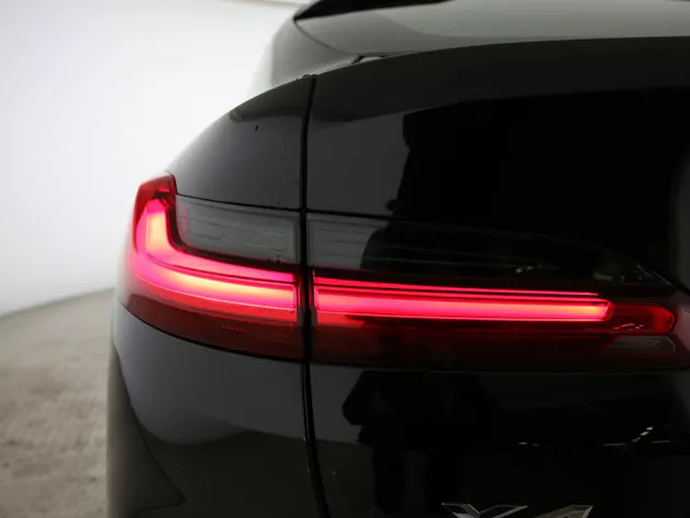 BMW X4 30i xDrive