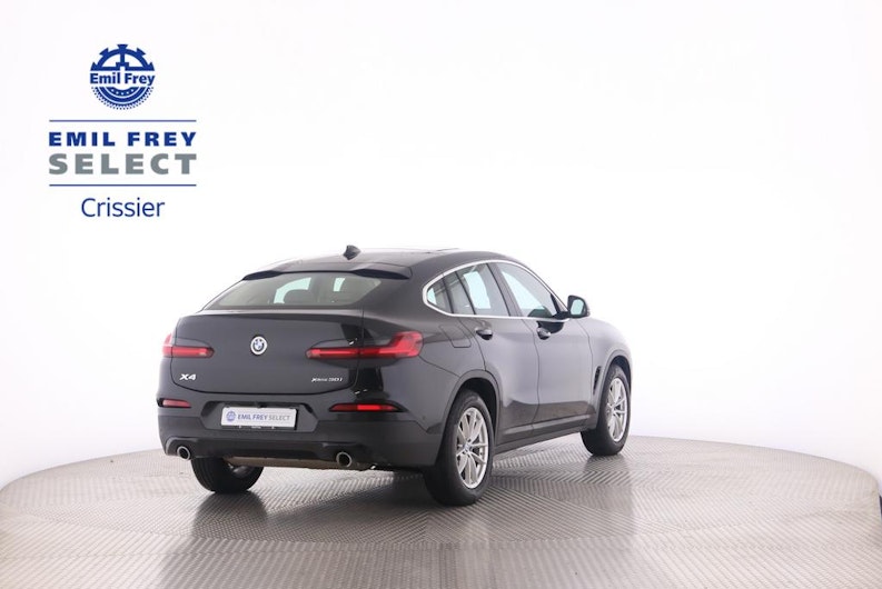Vehicle image BMW X4
