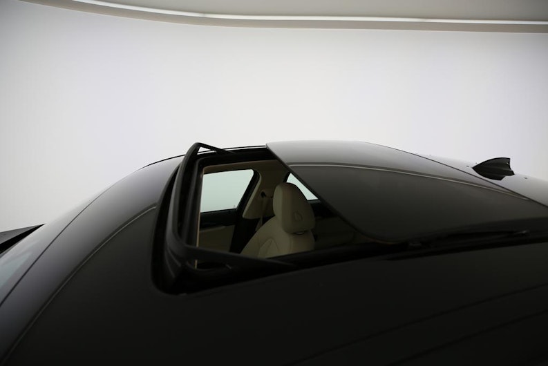 Vehicle image BMW X4