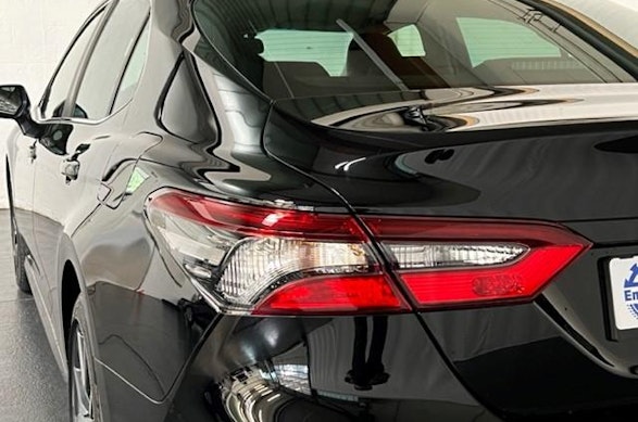 Toyota Camry 2.5 HSD Business 15