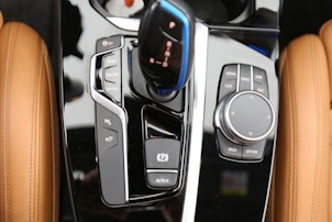 Vehicle image BMW iX3 E-Motor
