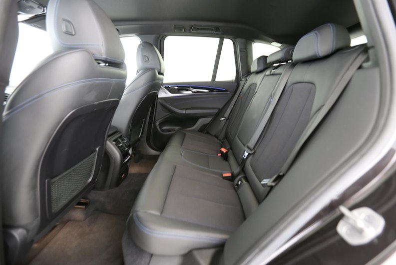 Vehicle image BMW X3