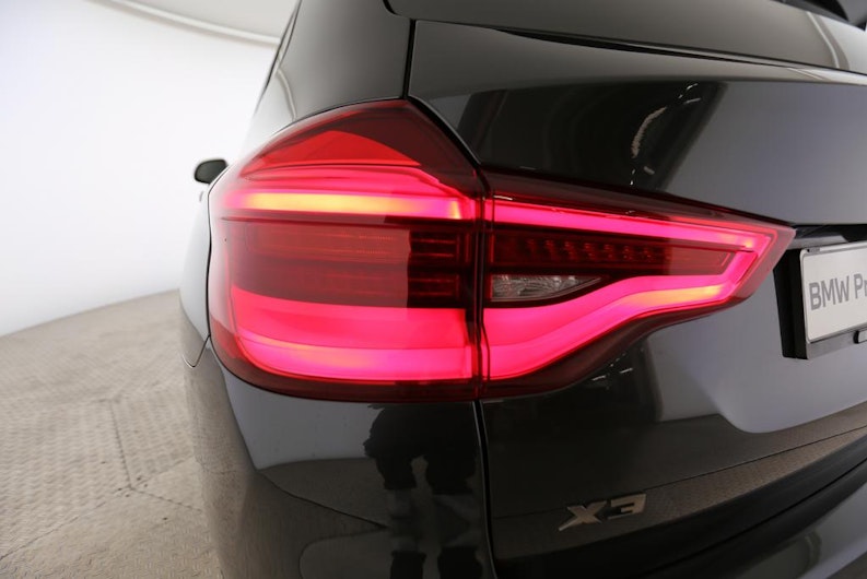 Vehicle image BMW X3