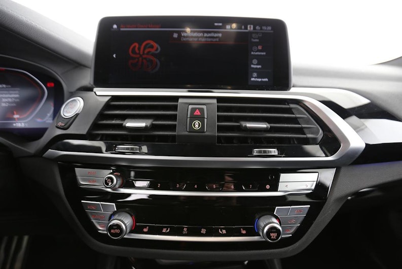 Vehicle image BMW X3