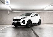 First vehicle image