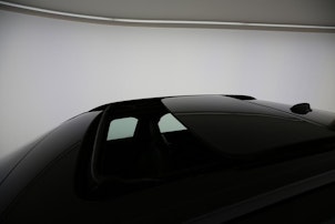 Vehicle image VOLVO XC40 P8 Twin R-Design AWD