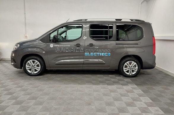TOYOTA Proace City Verso L2 50KWh Style 3