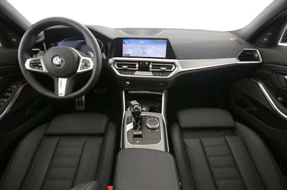 BMW M340i xDrive Touring 4