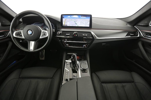 BMW 530e xDrive 4