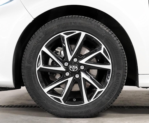 Vehicle image 12 Vehicle image 12