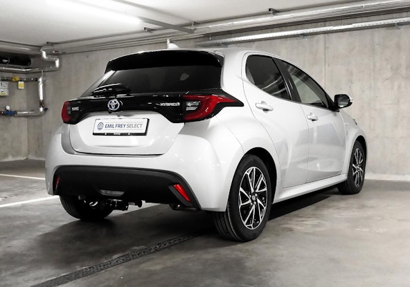 Vehicle image 13 Vehicle image 13