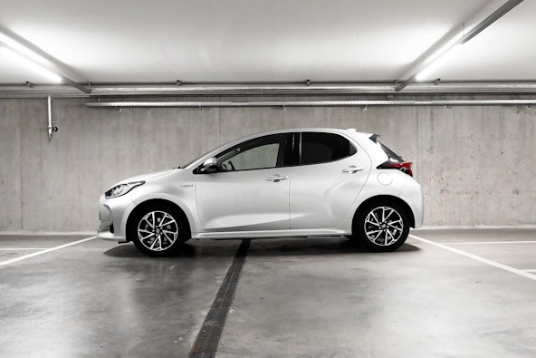 Vehicle image 3 Vehicle image 3