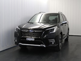 SUBARU Forester Station 2.0i e-Boxer Luxury