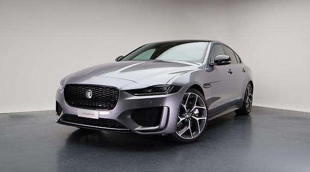 JAGUAR XE 2.0 T 300 Sport AWD: Jetzt Probefahrt buchen!