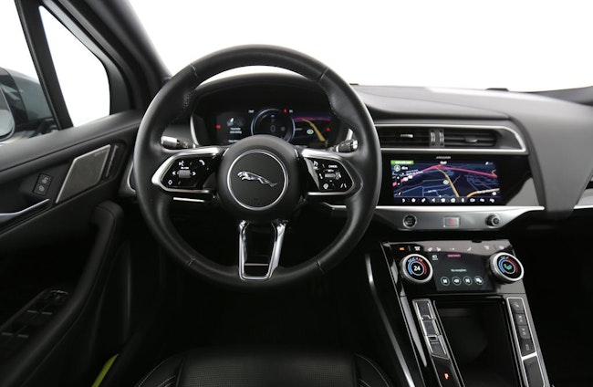 Vehicle image 4 Vehicle image 4