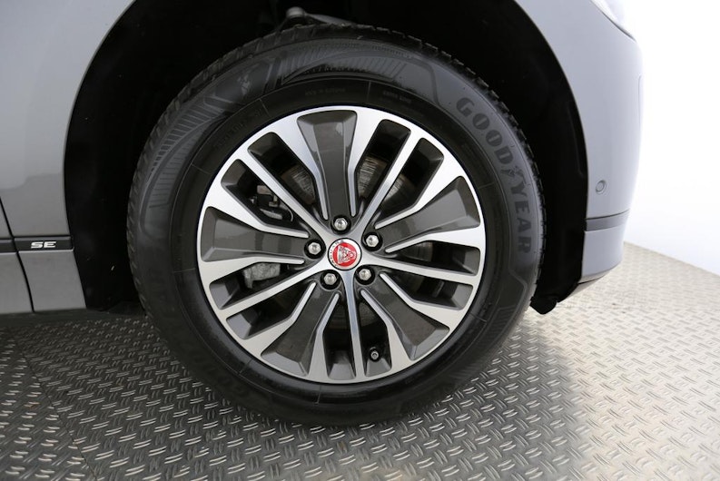 Vehicle image JAGUAR I-PACE