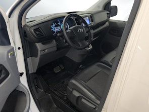 Vehicle image TOYOTA PROACE Van L2 75KWh Active