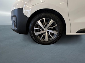 Vehicle image TOYOTA PROACE Van L2 75KWh Active