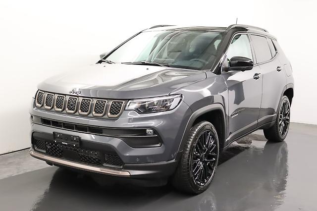 JEEP Compass 1.3 Upland Plus Sky 4xe: Jetzt Probefahrt buchen!