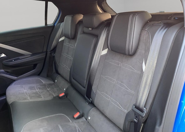 Vehicle image 9 Vehicle image 9