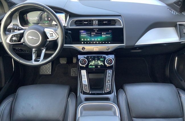 Vehicle image 3 Vehicle image 3