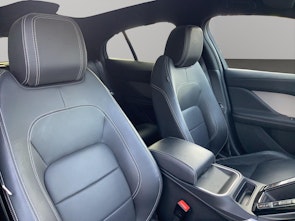Vehicle image JAGUAR I-Pace EV400 HSE AWD