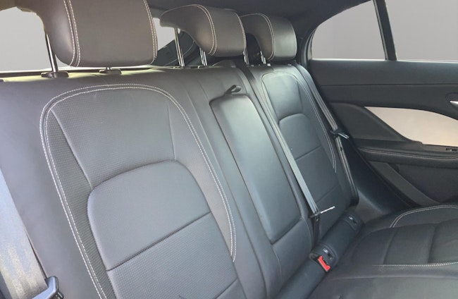 Vehicle image 7 Vehicle image 7