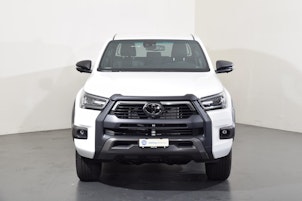 Fahrzeugbild TOYOTA Hilux Double Cab.-Pick-up 2.8 D-4D 204 Invincible MHEV