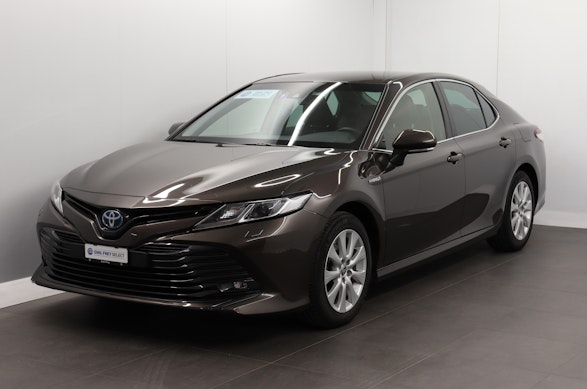 TOYOTA Camry 2.5 HSD Business 1