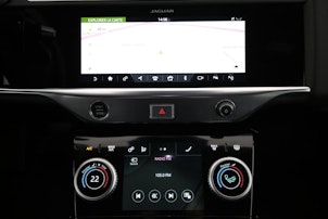 Vehicle image JAGUAR I-Pace EV400 SE AWD