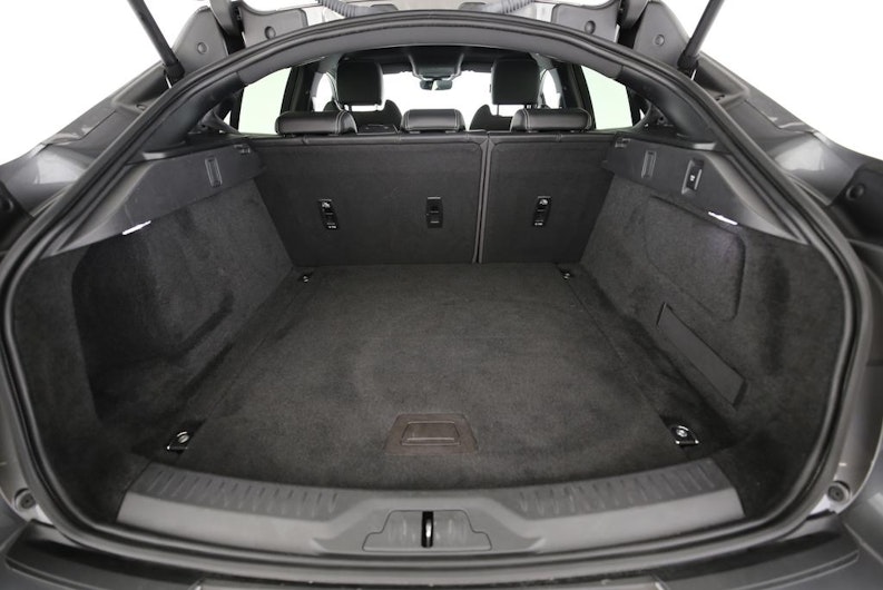 Vehicle image JAGUAR I-PACE