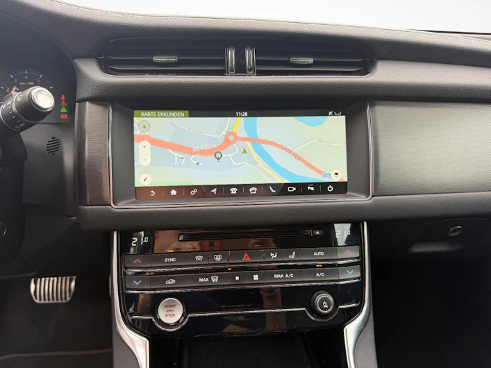 Fahrzeugbild JAGUAR XF