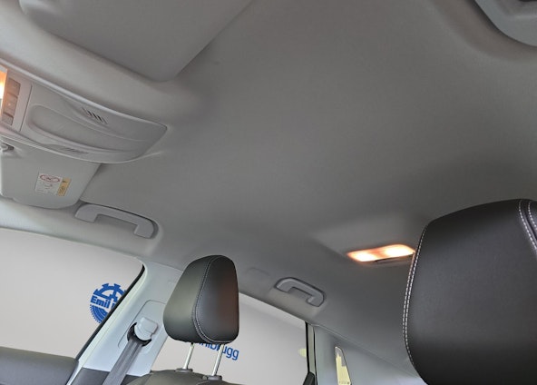 Vehicle image 9 Vehicle image 9